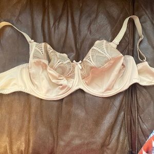 Fantasie nude bra. Perfect condition! 32J. I have 2 available